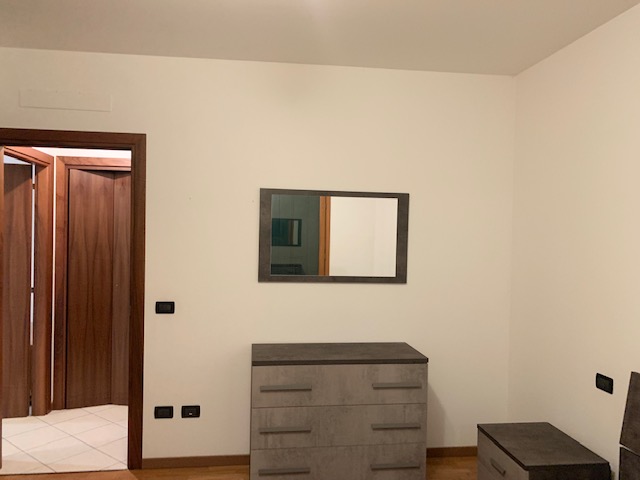 FOSSONA DI CERVARESE S. C. (PD) Mini appartamento arredato, ottimo investimento , al piano 1° , d...