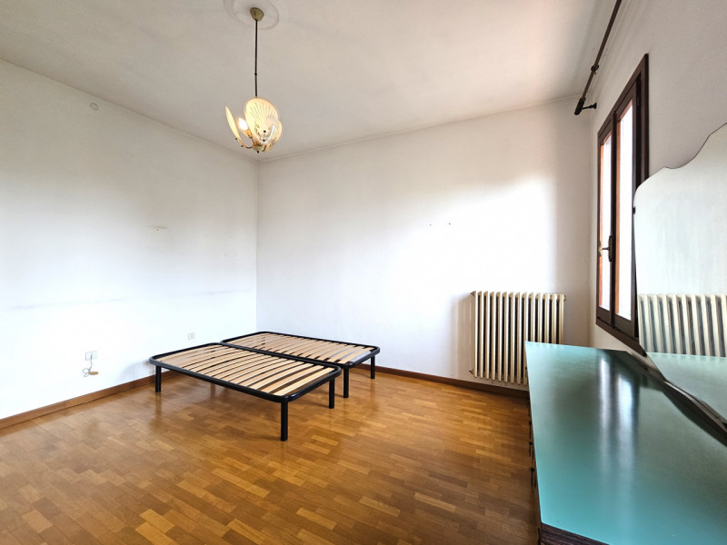 Rif. SAPS175 
Proponiamo in esclusiva una casa singola a Sant’Angelo di Piove di Sacco.
Questa so...