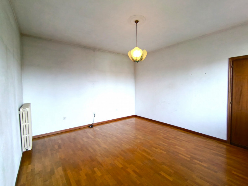 Rif. SAPS175 
Proponiamo in esclusiva una casa singola a Sant’Angelo di Piove di Sacco.
Questa so...