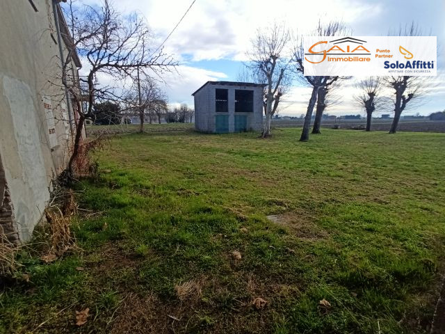 CAGNOLA DI CARTURA: In pieno contesto di campagna, estremamente tranquillo e rilassante, ideale p...