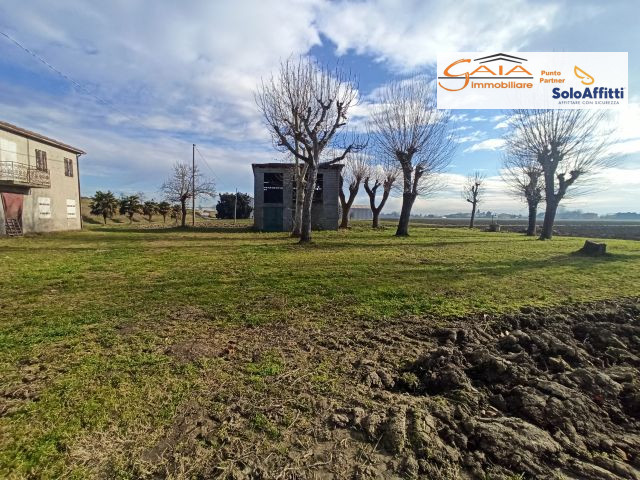 CAGNOLA DI CARTURA: In pieno contesto di campagna, estremamente tranquillo e rilassante, ideale p...