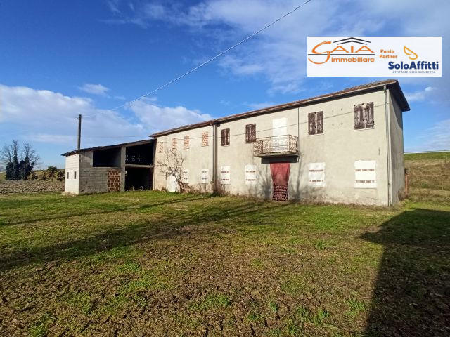 CAGNOLA DI CARTURA: In pieno contesto di campagna, estremamente tranquillo e rilassante, ideale p...