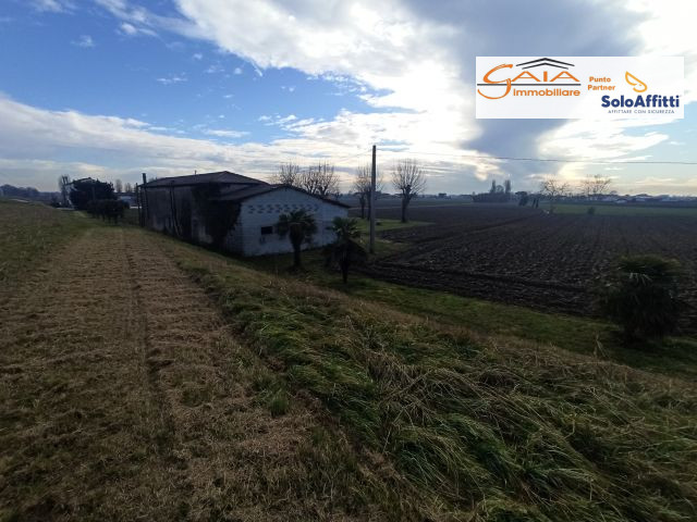 CAGNOLA DI CARTURA: In pieno contesto di campagna, estremamente tranquillo e rilassante, ideale p...