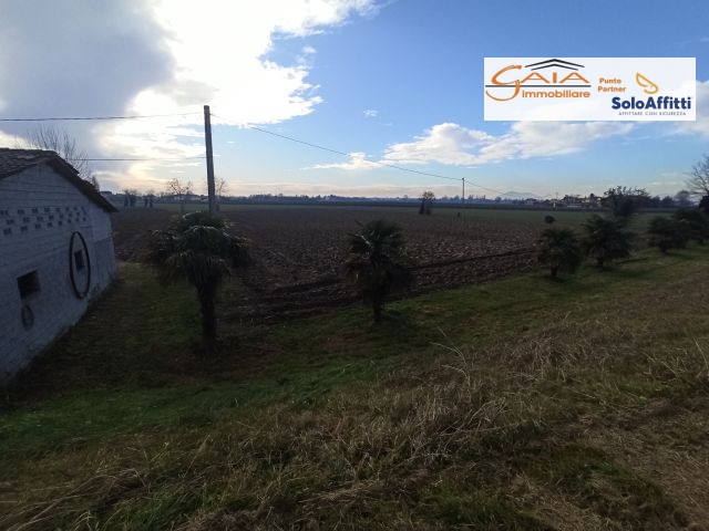 CAGNOLA DI CARTURA: In pieno contesto di campagna, estremamente tranquillo e rilassante, ideale p...