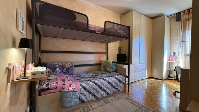CADONEGHE - loc.Bragni - appartamento quadrilocale situato nel cuore della tranquilla zona di Bra...