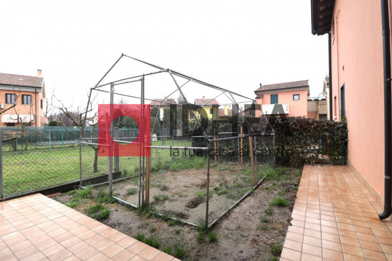 CATENA - VILLORBA 

RIF"NSV6"

L'agenzia IDHEA di Villorba propone questo appartamento mini al pi...