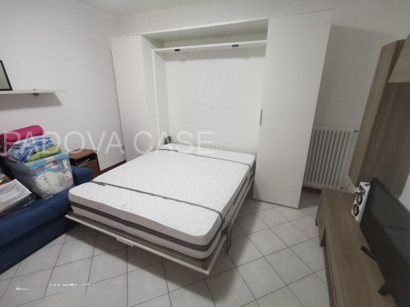 Attico su Due Livelli nel Cuore di Massa Lombarda: Moderno, Arredato e Pronto da Vivere!
Se cerch...