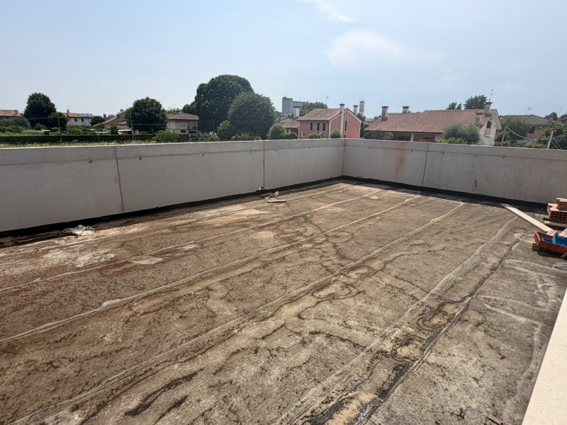 ULTIMA UNITA' DISPONIBILE
Stai cercando una soluzione all'ultimo piano, con un un grande terrazzo...