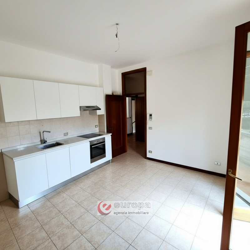 Per info & visite telefonare al delegato Giampaolo n.335 5489 422
VICENZA, posizione interna a vi...