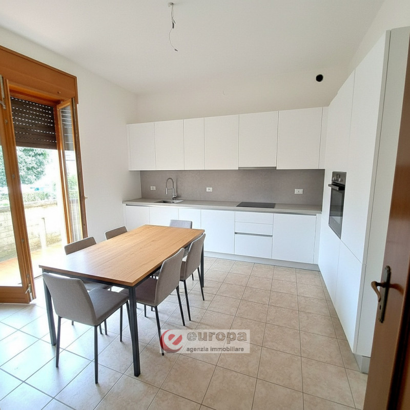 Per info & visite telefonare al delegato Giampaolo n.335 5489 422
VICENZA, posizione interna a vi...