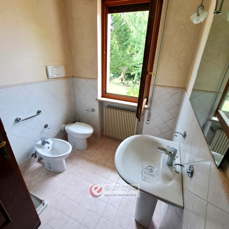 Per info & visite telefonare al delegato Giampaolo n.335 5489 422
VICENZA, posizione interna a vi...