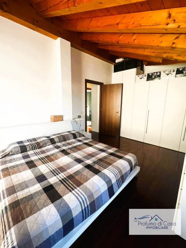 Pianiga loc. Mellaredo: In posizione strategica e comoda a tutti i principali servizi della zona,...