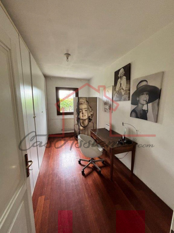 Rif. PE27324
La nostra Agenzia ha selezionato per Voi l'occasione del mese all'asta.

Proponiamo ...