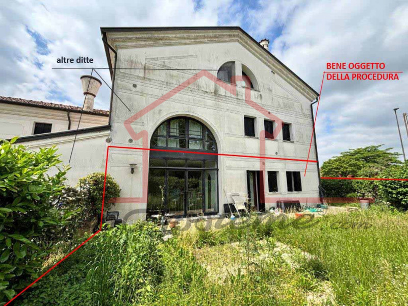 Rif. PE27324
La nostra Agenzia ha selezionato per Voi l'occasione del mese all'asta.

Proponiamo ...