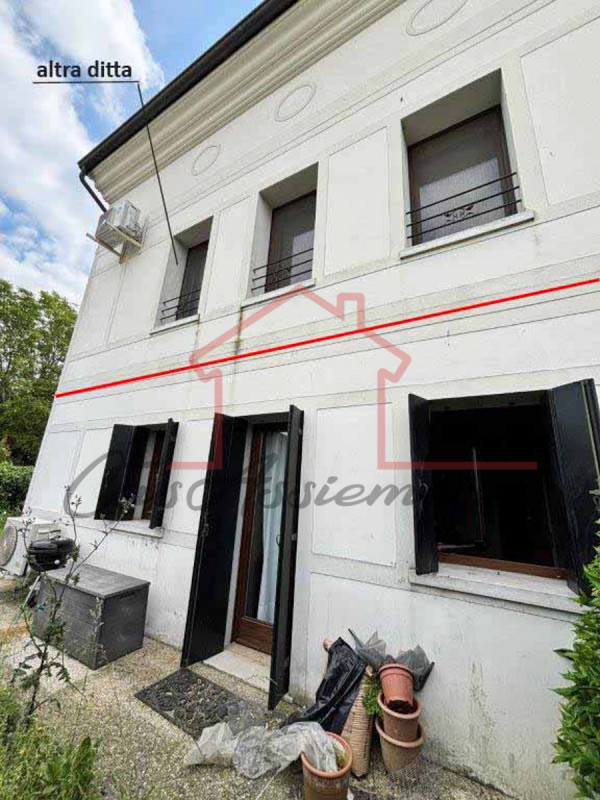 Rif. PE27324
La nostra Agenzia ha selezionato per Voi l'occasione del mese all'asta.

Proponiamo ...