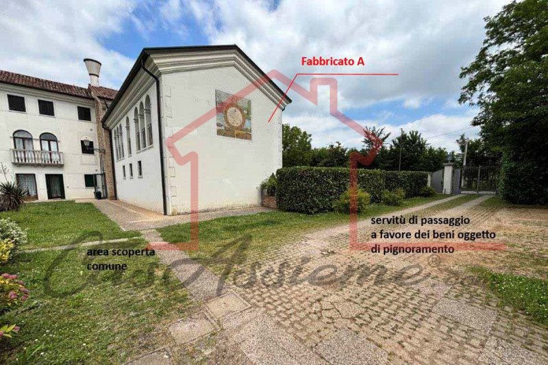 Rif. PE27324
La nostra Agenzia ha selezionato per Voi l'occasione del mese all'asta.

Proponiamo ...