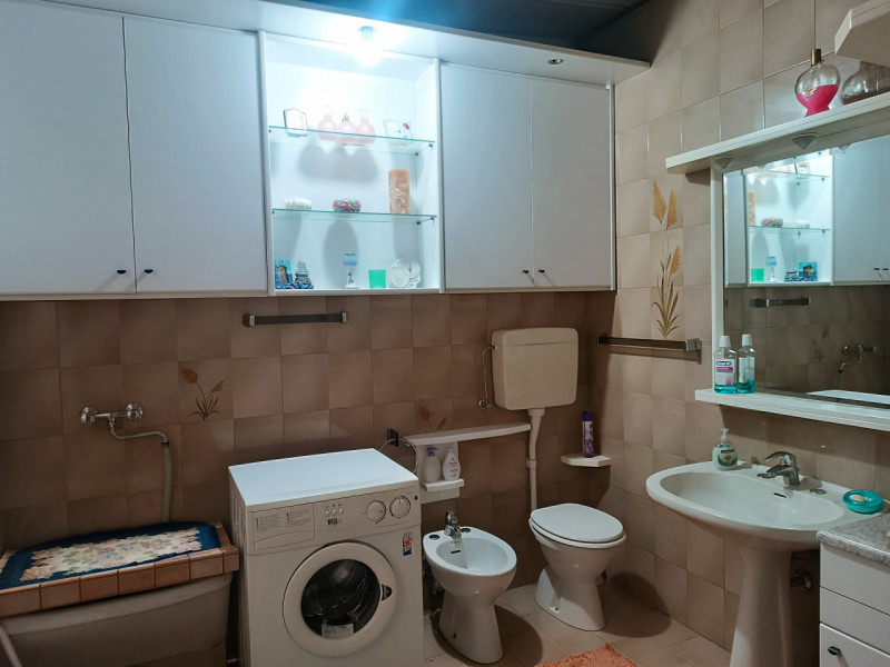 Se stai cercando un appartamento accogliente e ben posizionato, non perdere l'opportunità di scop...