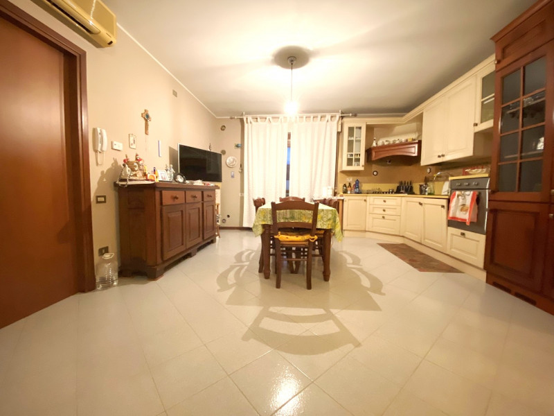 MESTRINO- In posizione strategica e con tutti i servizi comodamente raggiungibili a piedi, propon...