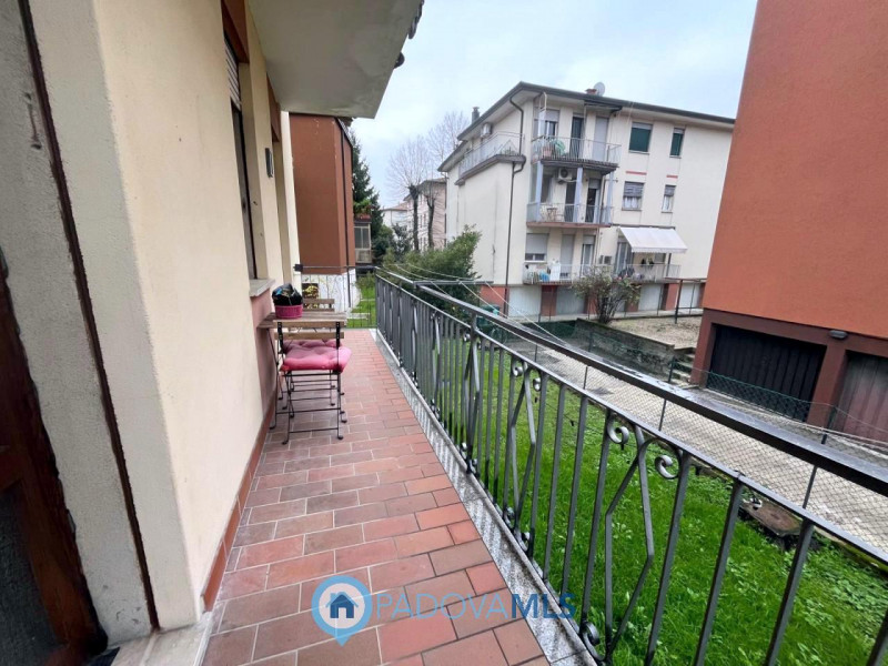 Immobile in esclusiva al Gruppo Padova MLS

In una delle zone più richieste di Padova, precisamen...