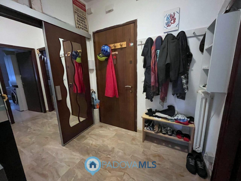 Immobile in esclusiva al Gruppo Padova MLS

In una delle zone più richieste di Padova, precisamen...