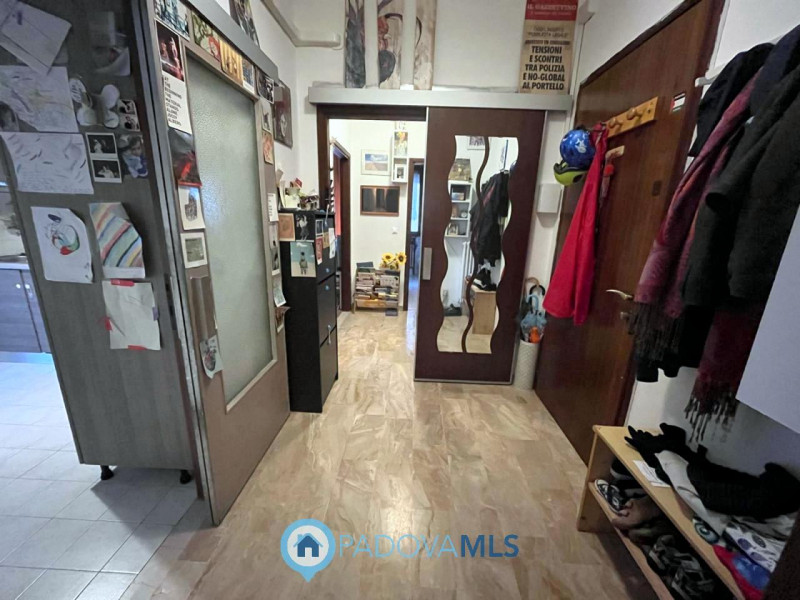 Immobile in esclusiva al Gruppo Padova MLS

In una delle zone più richieste di Padova, precisamen...