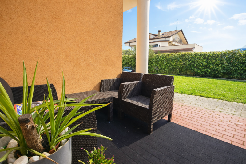 Si propone appartamento in quartiere San Tommaso (Albignasego), situato in una zona tranquilla ma...