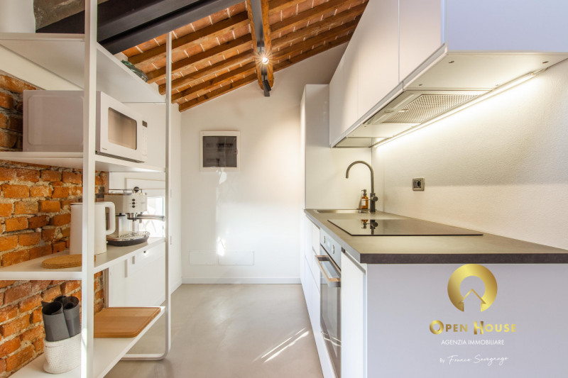 OPEN HOUSE by Franco Savegnago propone in locazione appartamento completamente ristrutturato a nu...