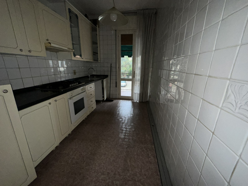 OTTIMO APPARTAMENTO TRICAMENRE ZONA SANTA RITA - VENDESI

Nel quartiere di Santa Rita, comodo a t...