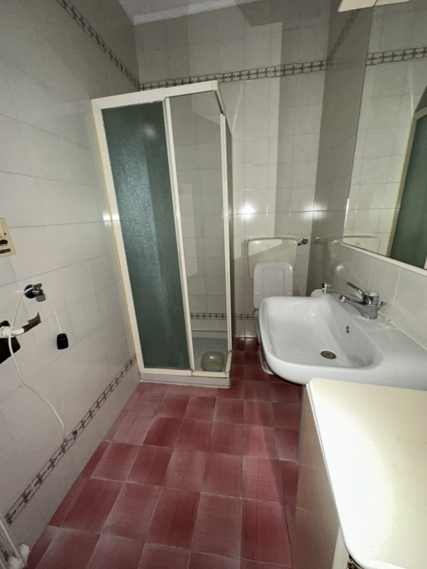 OTTIMO APPARTAMENTO TRICAMENRE ZONA SANTA RITA - VENDESI

Nel quartiere di Santa Rita, comodo a t...