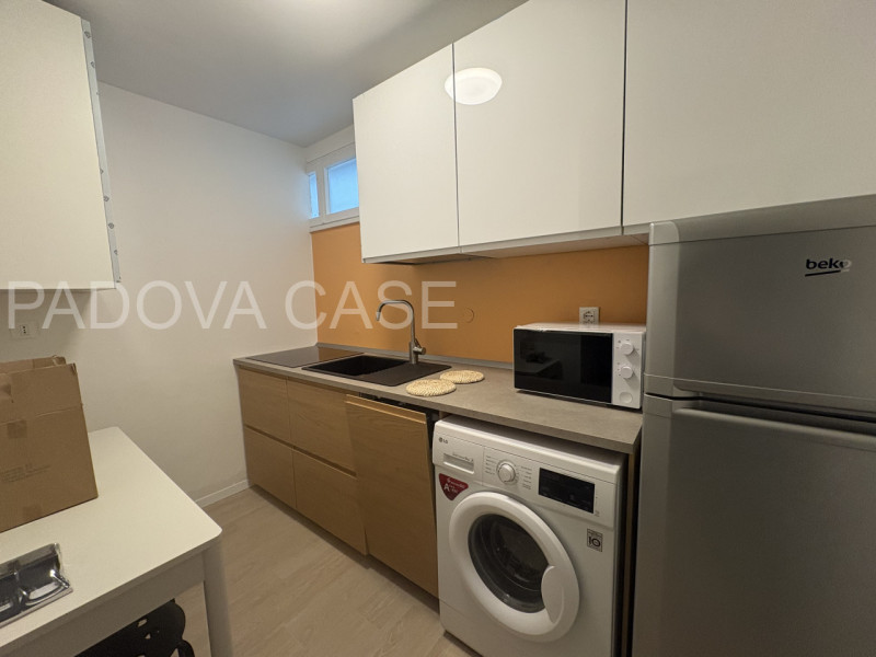 Una perla rara nel cuore di Padova!
Dimentica i soliti appartamenti. In Via Cesare Battisti, scop...