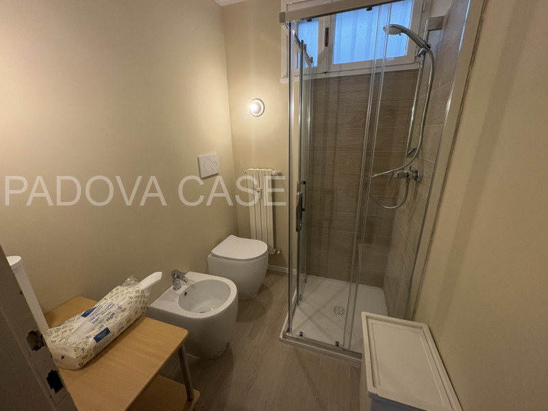 Una perla rara nel cuore di Padova!
Dimentica i soliti appartamenti. In Via Cesare Battisti, scop...