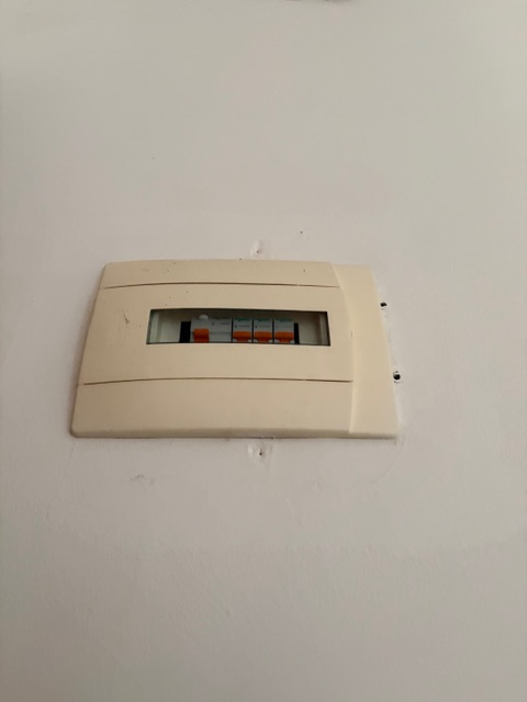 S. Bellino: spazioso appartamento in un condominio con ascensore e in posizione assolutamente cen...