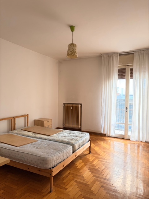 S. Bellino: spazioso appartamento in un condominio con ascensore e in posizione assolutamente cen...