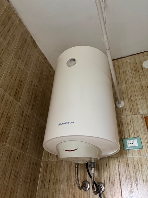 S. Bellino: spazioso appartamento in un condominio con ascensore e in posizione assolutamente cen...