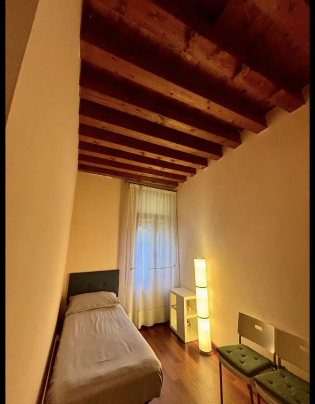 Padova zona Duomo Nicoletta dardilli di AD casa Padova propone in locazione accogliente appartame...