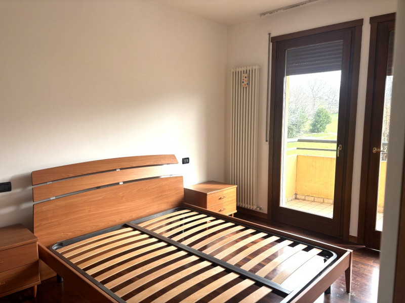 In una zona residenziale tranquilla e ben servita di Montegalda (VI), proponiamo un appartamento ...