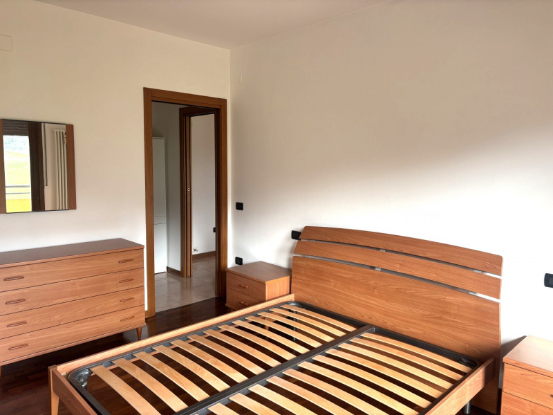 In una zona residenziale tranquilla e ben servita di Montegalda (VI), proponiamo un appartamento ...