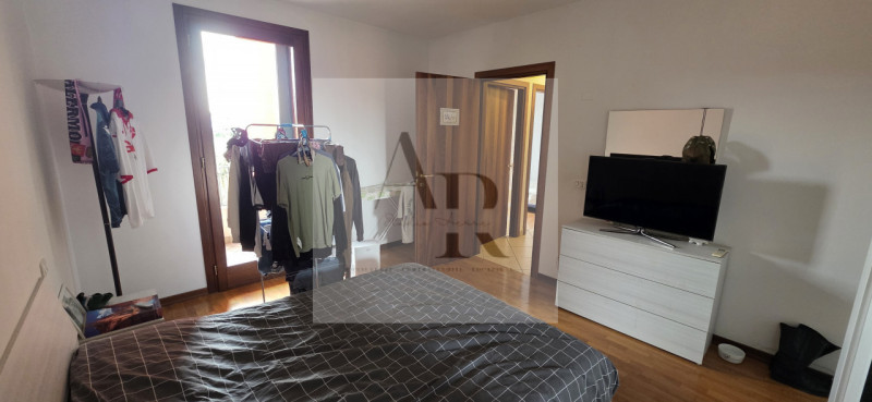 Perarolo: Proponiamo in locazione, splendido e luminoso appartamento trilocale situato nel cuore ...