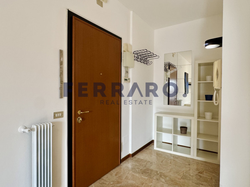 Treviso, zona Selvana/Fiera. Codice YA10
Si precisa che nel canone mensile sono incluse le spese ...