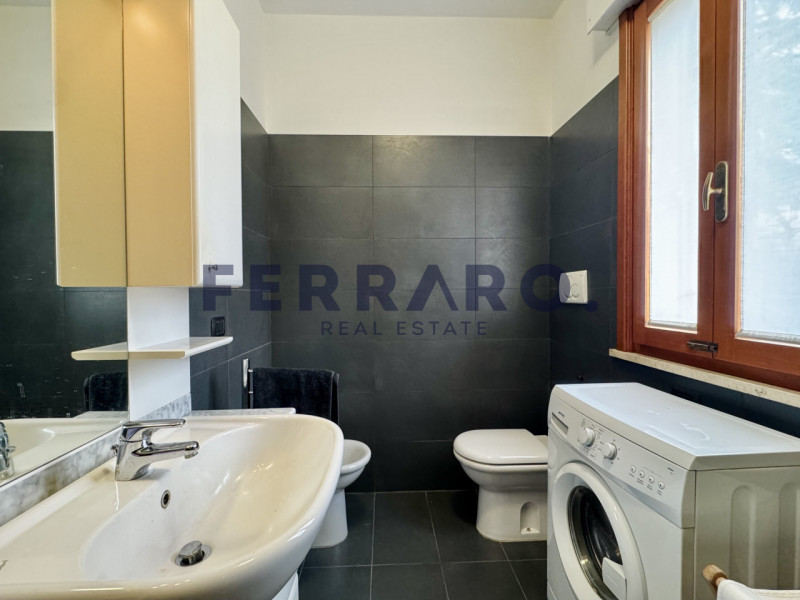 Treviso, zona Selvana/Fiera. Codice YA10
Si precisa che nel canone mensile sono incluse le spese ...