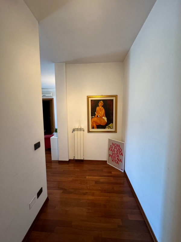 Proponiamo in vendita un introvabile appartamento quadrilocale nel cuore di Noventa Padovana, sit...