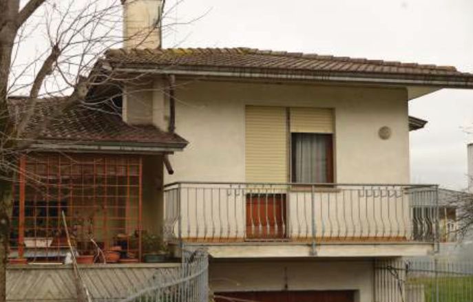 Rif. A.A.85-23

Vendita all'asta - appartamento al piano terra in data 31 marzo 2026

Descrizione...