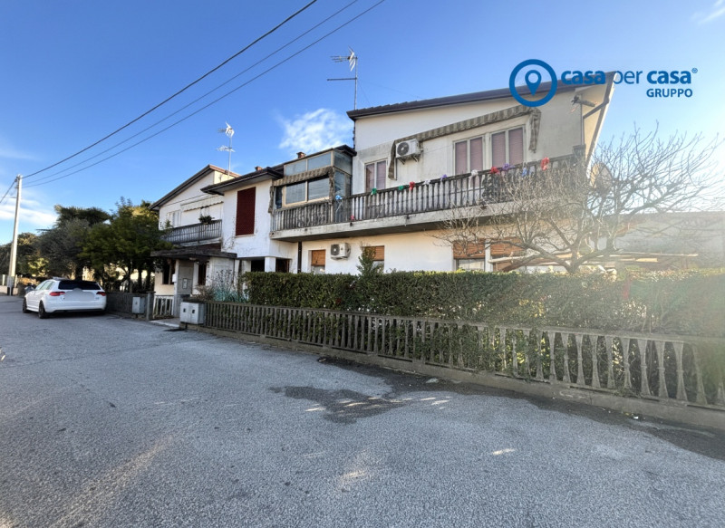 APPROVATO GRUPPO CASA PER CASA: VALUTATO, CONTROLLATO, GESTITO IN ESCLUSIVA!

ZONA:
Situato a Sta...