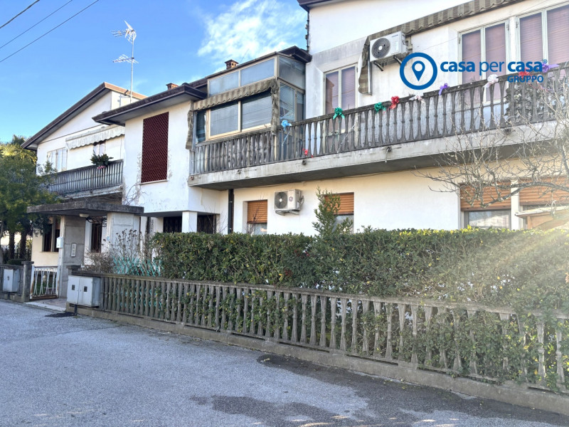 APPROVATO GRUPPO CASA PER CASA: VALUTATO, CONTROLLATO, GESTITO IN ESCLUSIVA!

ZONA:
Situato a Sta...