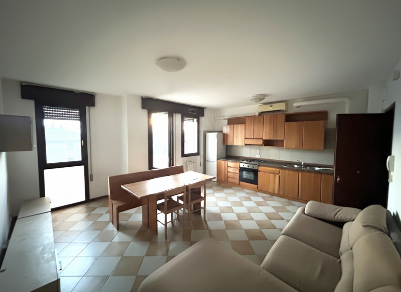 In posizione centrale a Grisignano di Zocco (VI), comoda ai principali servizi del paese e ben co...