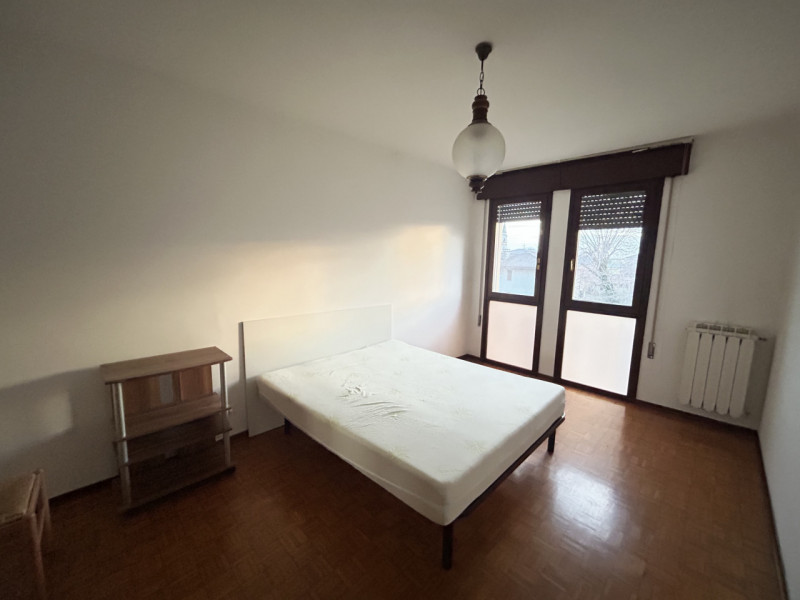 In posizione centrale a Grisignano di Zocco (VI), comoda ai principali servizi del paese e ben co...