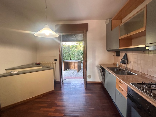 Bifamiliare situata nella tranquilla frazione di Treville, nel comune di Castelfranco Veneto. 

L...