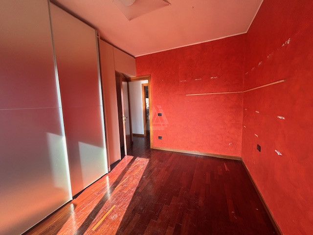 Bifamiliare situata nella tranquilla frazione di Treville, nel comune di Castelfranco Veneto. 

L...