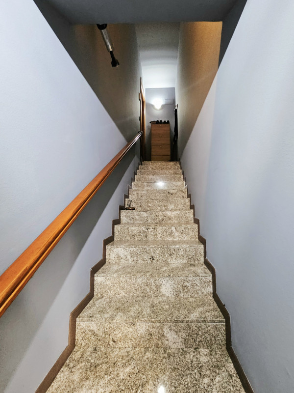 Proponiamo in vendita appartamento bilocale, con ingresso indipendente, in zona residenziale a Os...