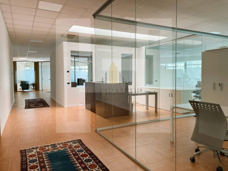 OPPORTUNITÀ DI INVESTIMENTO A REDDITO RIF. 2524
Padova Sud – Ufficio direzionale locato a brand i...